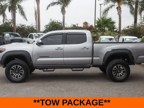 Used 2020 Toyota Tacoma TRD Sport w/ Technology Package AWD/4WD image 5