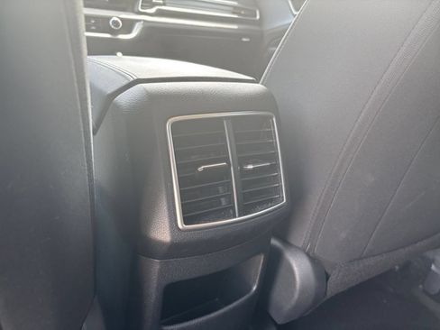 Used 2025 Kia Sportage LX FWD image 22