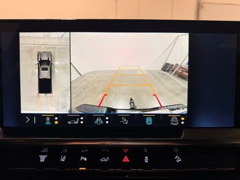 Used 2025 Chevrolet Silverado 2500 LTZ w/ Trail Boss Package image 24