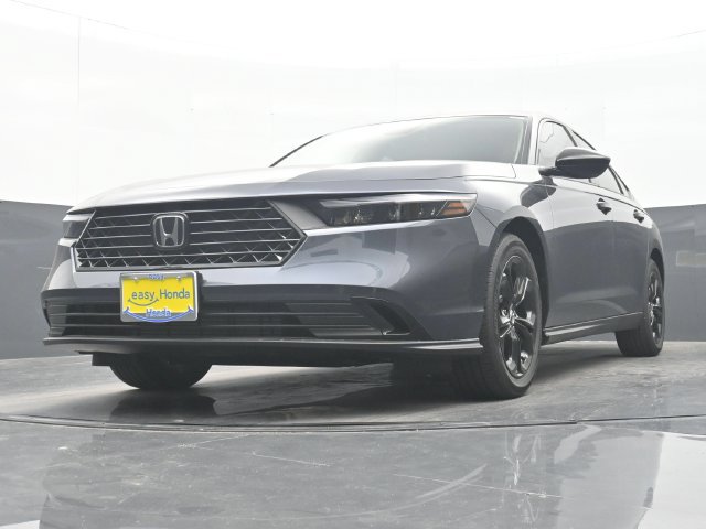 Used 2025 Honda Accord SE image 26
