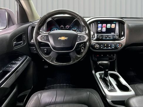 Used 2015 Chevrolet Colorado LT AWD/4WD image 8