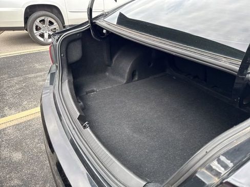 Used 2016 Chevrolet Malibu LT image 11