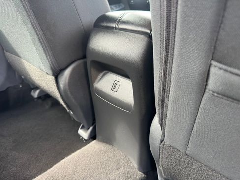 Used 2024 Nissan Sentra SV image 41