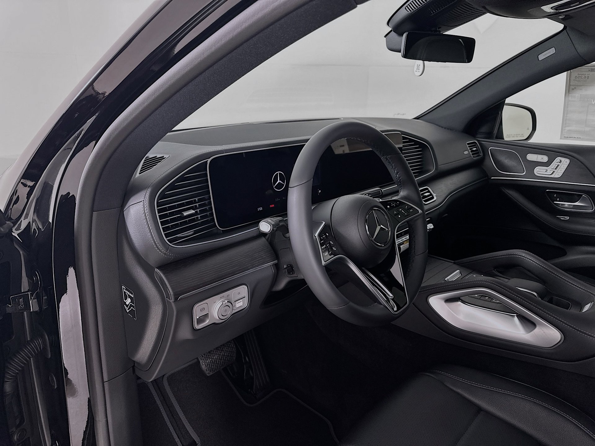 New 2026 Mercedes-Benz GLE 450 4MATIC Coupe image 10