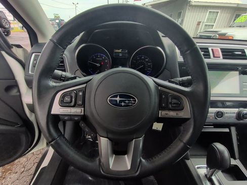 Used 2016 Subaru Outback 2.5i Premium image 15