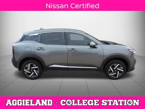 Certified 2025 Nissan Kicks SV FWD image 2