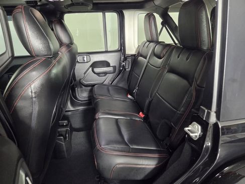 Used 2023 Jeep Wrangler Unlimited Rubicon image 27