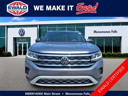 Used 2023 Volkswagen Atlas Cross Sport SE w/ Panoramic Sunroof Package