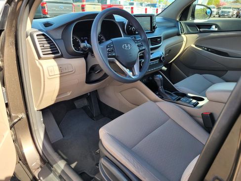 Used 2020 Hyundai Tucson SE image 11
