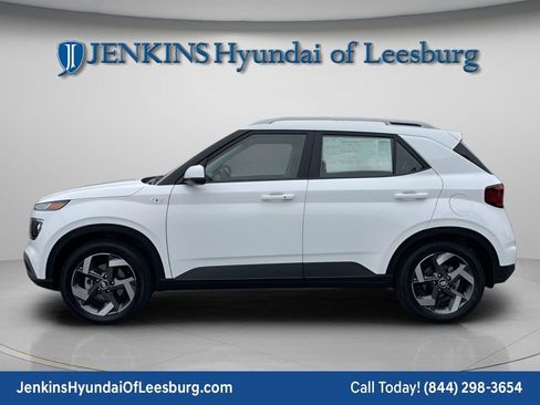 New 2026 Hyundai Venue SEL image 9