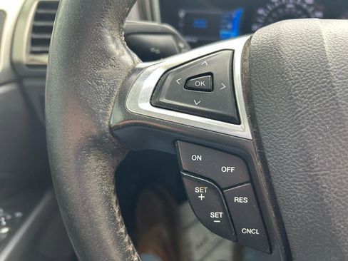 Used 2014 Ford Fusion SE w/ Equipment Group 202A FWD image 19