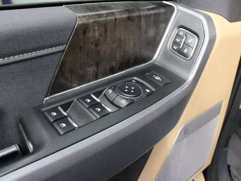 Used 2024 Ford F250 Lariat w/ Lariat Ultimate Package image 78