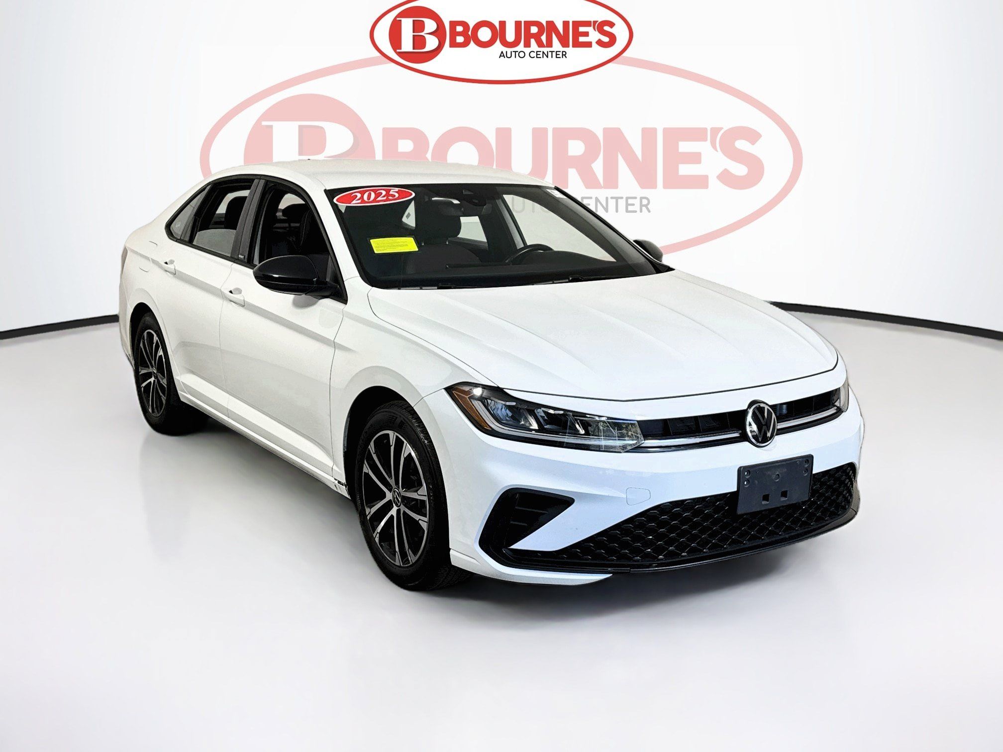 Used 2025 Volkswagen Jetta Sport FWD image 1