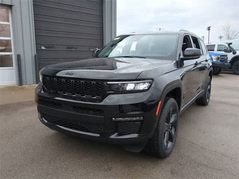New 2025 Jeep Grand Cherokee L Limited image 11