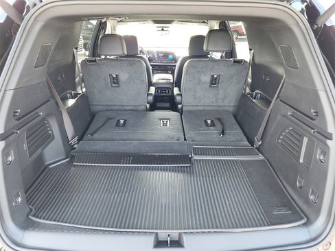Certified 2026 Chevrolet Traverse LT w/ Driver Confidence Package image 18