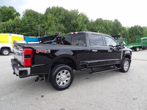 Used 2025 Ford F350 King Ranch w/ Chrome Package AWD/4WD image 8