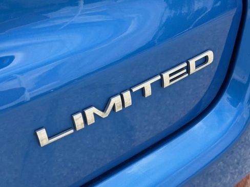 Used 2023 Jeep Compass Limited AWD/4WD image 7