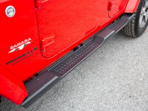 Used 2016 Jeep Wrangler Unlimited Sahara image 10