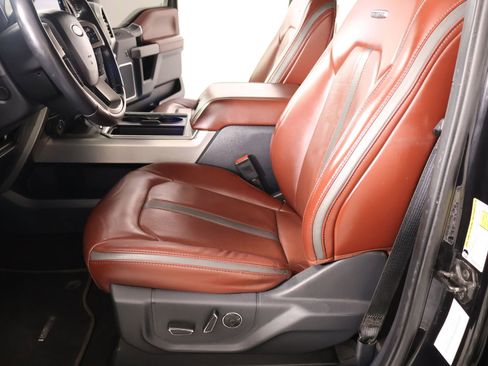 Used 2022 Ford F250 Platinum w/ Tremor Off-Road Package AWD/4WD image 12