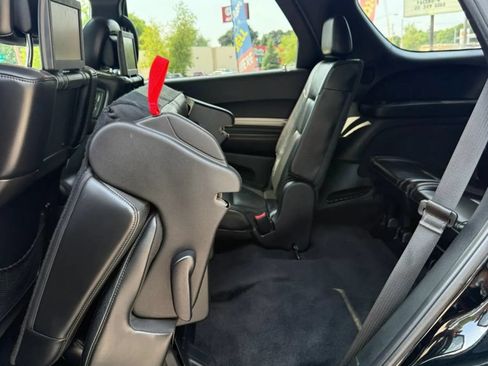 Used 2018 Dodge Durango GT AWD/4WD image 14