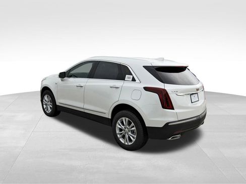 New 2025 Cadillac XT5 Luxury image 3