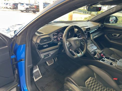 Used 2022 Lamborghini Urus image 6