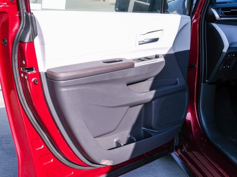 Certified 2021 Toyota Sienna XSE AWD/4WD image 23