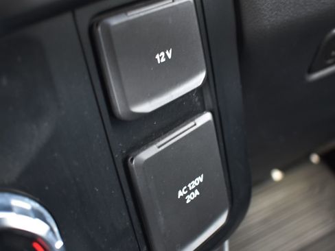 Used 2023 Ford F350 Lariat w/ Lariat Ultimate Package image 33