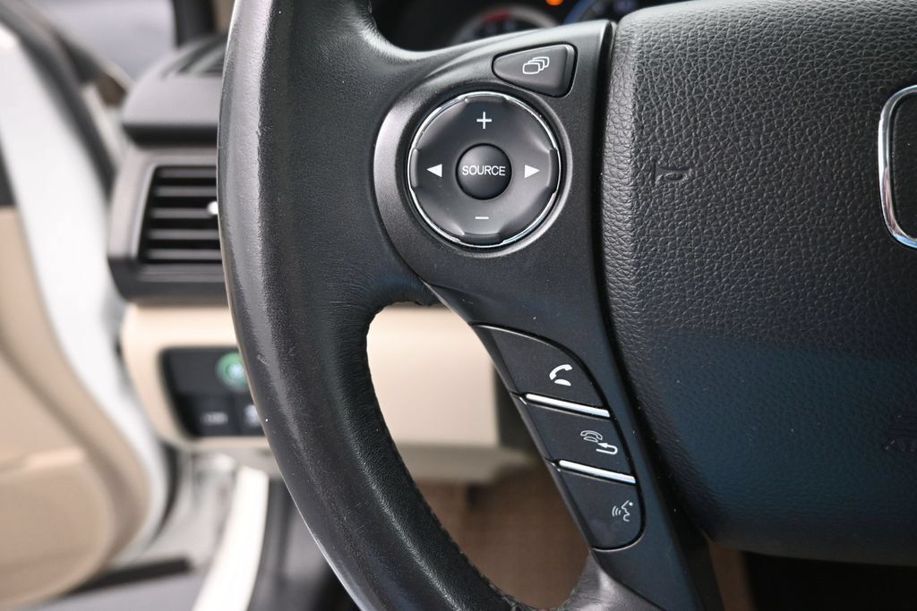 Used 2013 Honda Accord EX-L image 6