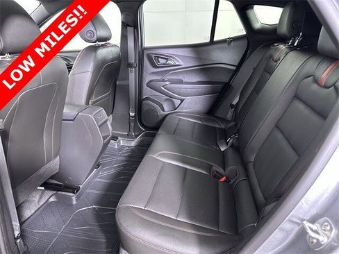 Used 2025 Chevrolet Trax RS w/ Sunroof Package image 26