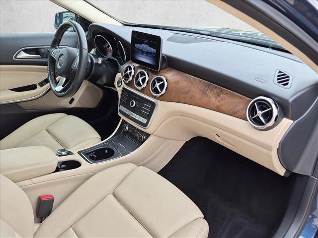 Used 2019 Mercedes-Benz GLA 250 4MATIC image 23