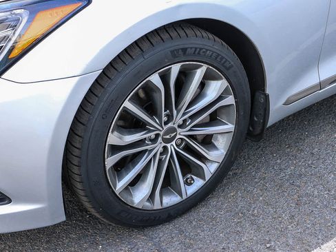 Used 2015 Hyundai Genesis 3.8 w/ Option Group 04 RWD image 4