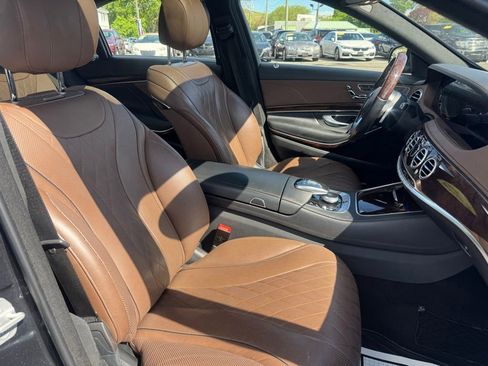 Used 2018 Mercedes-Benz S 560 4MATIC Sedan image 26