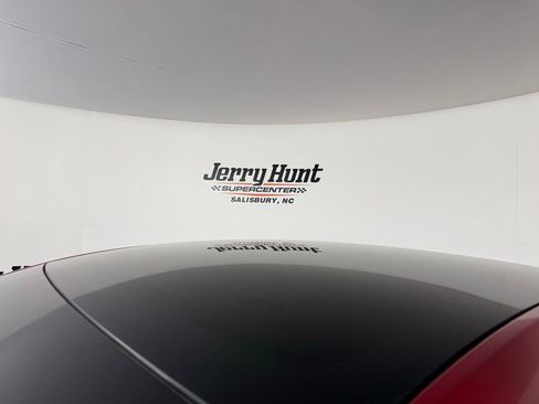 Used 2023 Tesla Model Y Long Range image 4