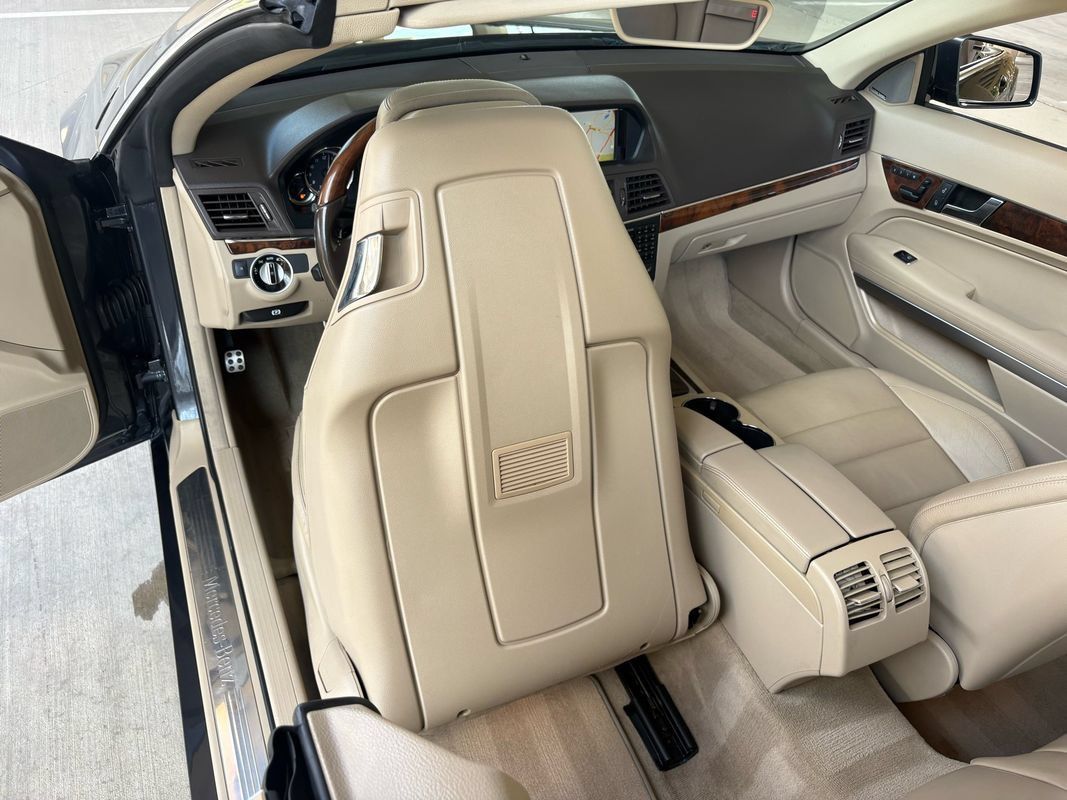 Used 2012 Mercedes-Benz E 350 Cabriolet image 23