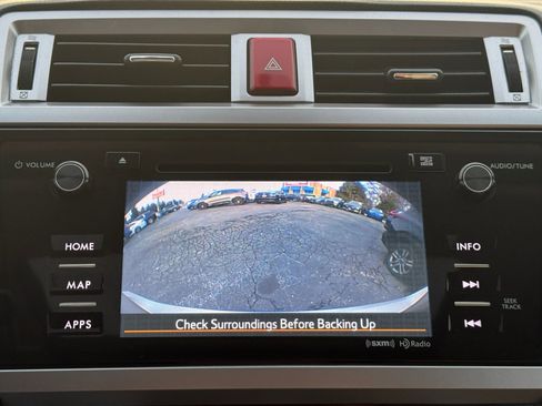 Used 2016 Subaru Outback 2.5i Limited image 18