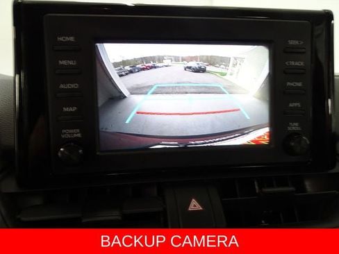 Used 2019 Toyota RAV4 LE image 12
