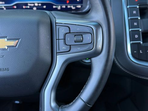 Used 2023 Chevrolet Suburban Premier AWD/4WD image 21