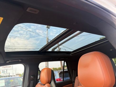 Used 2021 Lincoln Navigator Reserve w/ Luxury Package AWD/4WD image 24