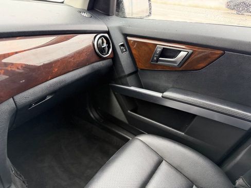 Used 2014 Mercedes-Benz GLK 350 4MATIC image 21