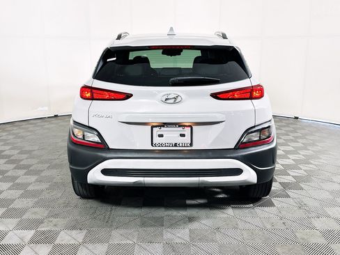 Used 2023 Hyundai Kona SEL FWD image 4