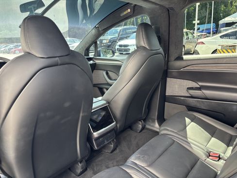 Used 2023 Tesla Model X AWD/4WD image 29