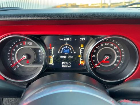 Used 2021 Jeep Gladiator Rubicon w/ Trailer Tow Package AWD/4WD image 19
