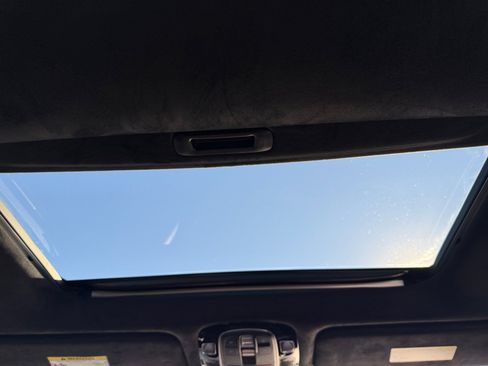 Used 2022 Hyundai Palisade Calligraphy image 33