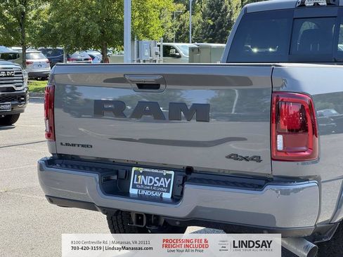 New 2026 RAM 2500 Limited AWD/4WD image 9