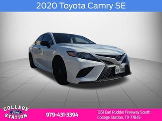 Used 2020 Toyota Camry SE FWD video 1