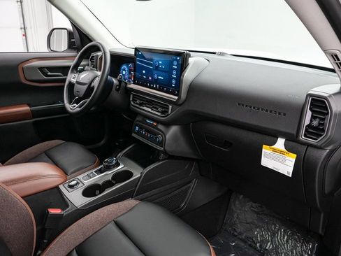 Certified 2025 Ford Bronco Sport Outer Banks w/ Outer Banks Tech Package+ image 26