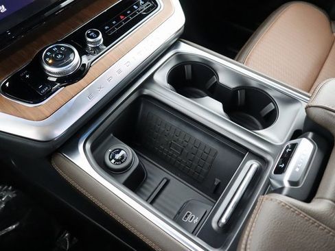 New 2025 Ford Expedition Max King Ranch image 27