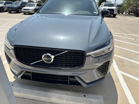 Used 2024 Volvo XC60 B5 Plus w/ Protection Package Premier AWD/4WD image 3