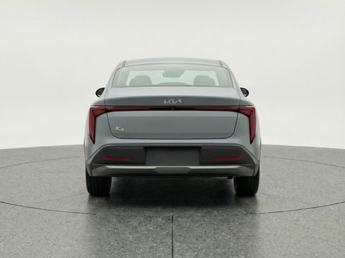 Used 2025 Kia K4 LXS image 7